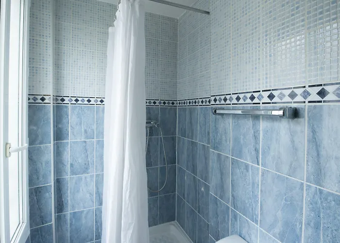 Hotel Du Globe 18 Paris